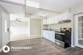 671 Caliente Way in Altamonte Springs, FL - Foto de edificio - Building Photo