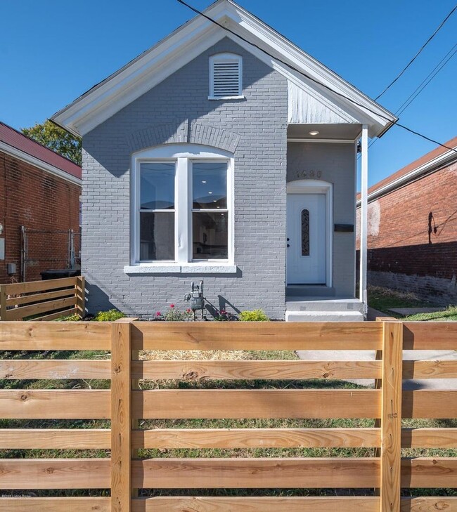 property at 1435 Mellwood Ave