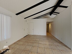 1864 19th St in Sparks, NV - Foto de edificio - Building Photo