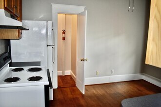 929 Church St in Decatur, GA - Building Photo - Building Photo