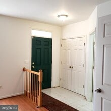 9426 Silver Meteor Ct in Manassas Park, VA - Building Photo - Building Photo