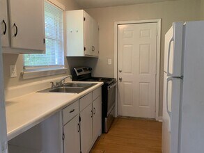 1725 Academy St in Charlotte, NC - Building Photo - Building Photo