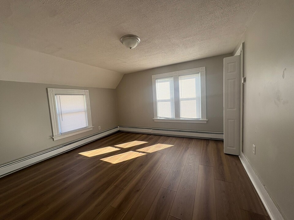 76 Houston St in New Haven, CT - Building Photo