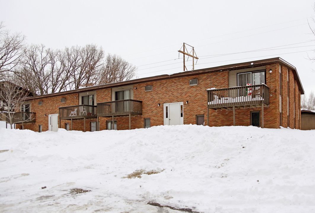 817 Golf View Ln in St. Cloud, MN - Building Photo