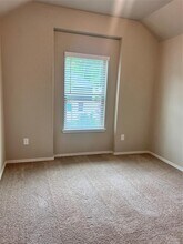 8420 Int'l Fls Dr in Porter, TX - Building Photo - Building Photo