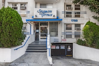 Sycamore Terrace in Los Angeles, CA - Building Photo - Building Photo