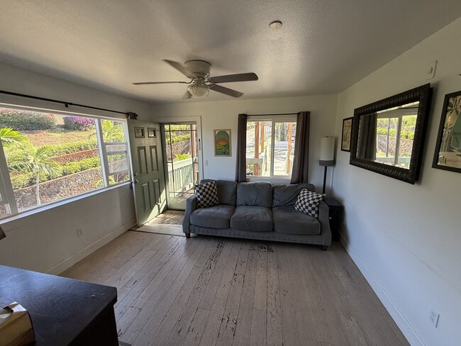 15 Abbey Ln in Lahaina, HI - Building Photo - Building Photo