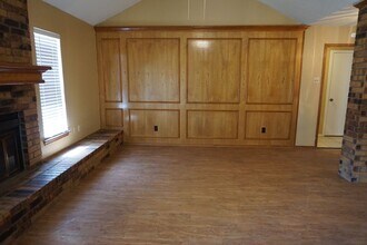 1104 Homestead Dr in Lubbock, TX - Building Photo - Building Photo