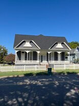 210 S Walnut Ave, Unit Apartment B in Demopolis, AL - Building Photo