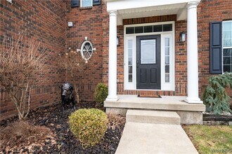 5024 Woodway Ct in Hamburg, NY - Building Photo - Building Photo