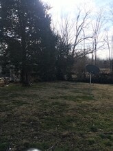 3608 Ripple Creek Dr in Louisville, KY - Building Photo - Building Photo