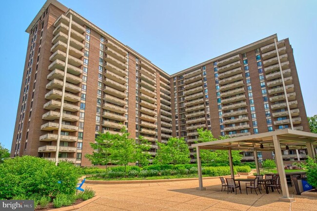 property at 1800 Old Meadow Rd