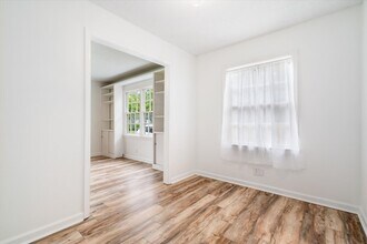 2507 Taylor Ave in Mobile, AL - Building Photo - Building Photo