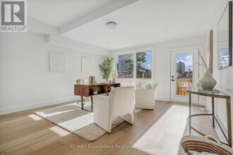 138 East St in Oakville, ON - Building Photo - Building Photo