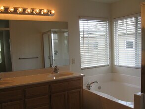 1742 Dunsmuir Way in Plumas Lake, CA - Building Photo - Building Photo