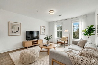 The Lowe in Savannah, GA - Building Photo - Building Photo