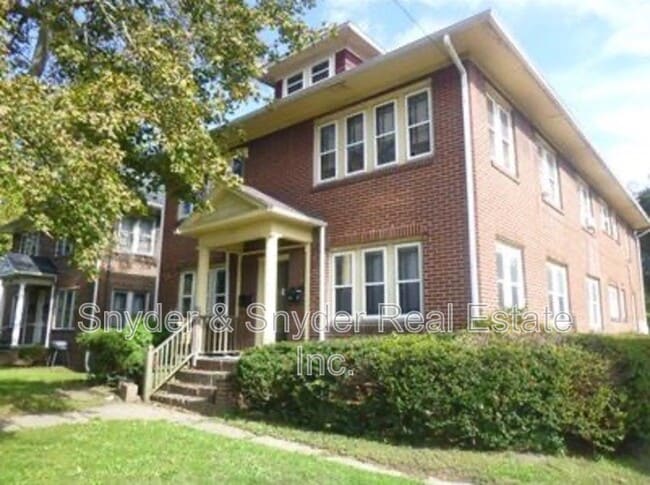 property at 689 Schiller Ave