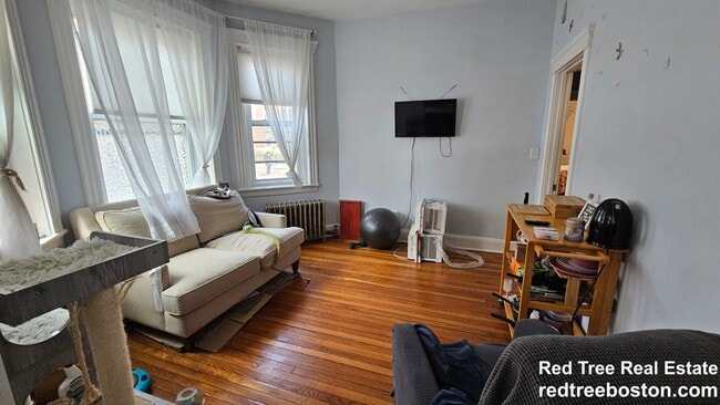 72 Strathmore Rd, Unit 2B in Boston, MA - Foto de edificio - Building Photo