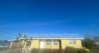3001 68th St N in St. Petersburg, FL - Building Photo