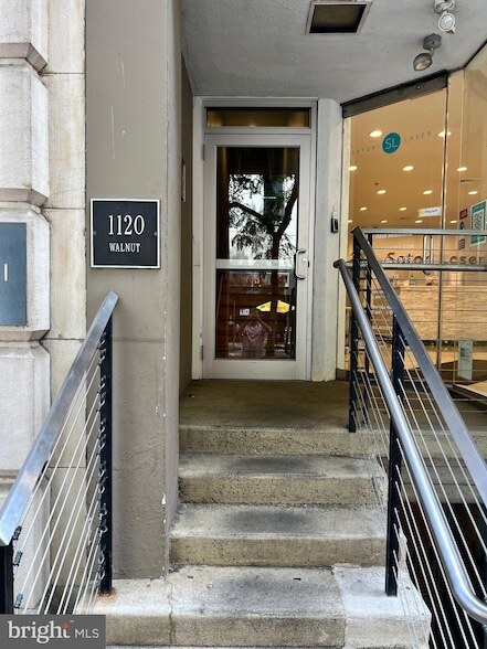 property at 1120 Walnut St