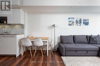 70 Queens Wharf Rd in Toronto, ON - Building Photo - Building Photo