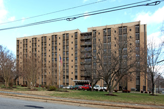 Hall Towers in Greensboro, NC - Building Photo - Building Photo