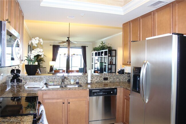 10056 Siesta Bay Dr in Naples, FL - Foto de edificio - Building Photo