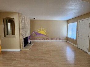 7435 Sandalwood Dr in Citrus Heights, CA - Building Photo - Building Photo