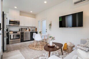 1835 14th Ave, Unit SI ID1035992P in Seattle, WA - Building Photo