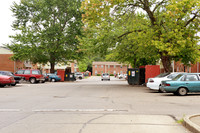 Trailbridge Townhomes in Middletown, OH - Building Photo - Building Photo