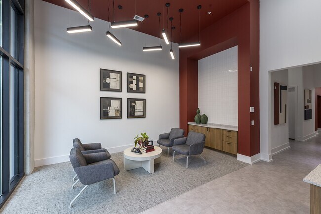 Lofts at Cathedral in Jacksonville, FL - Foto de edificio - Building Photo