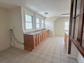 185 Howard Ave in New Haven, CT - Foto de edificio - Building Photo
