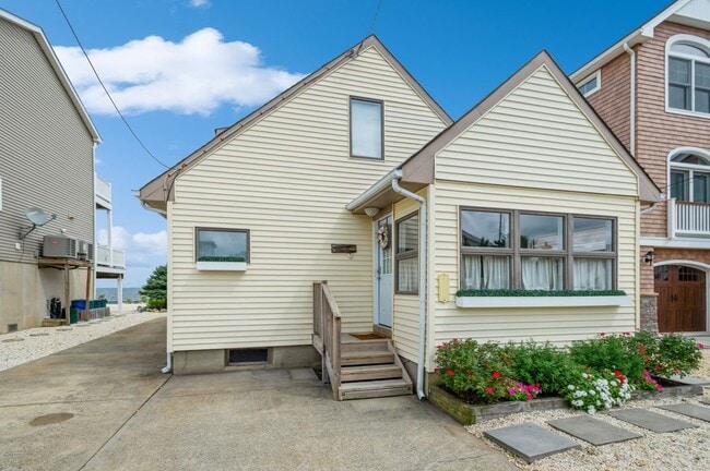 property at 78 Sheridan St