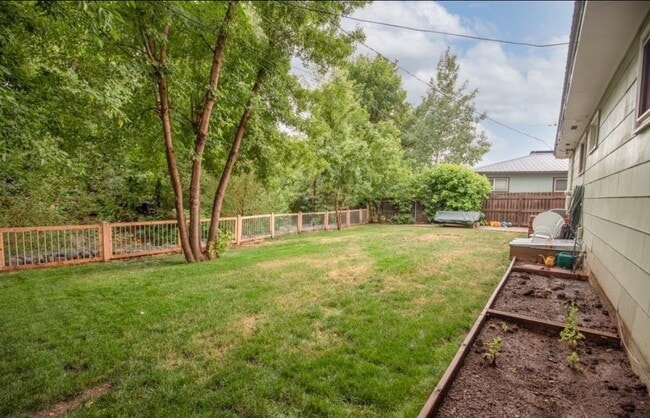 2604 Columbine Dr in Durango, CO - Building Photo - Building Photo