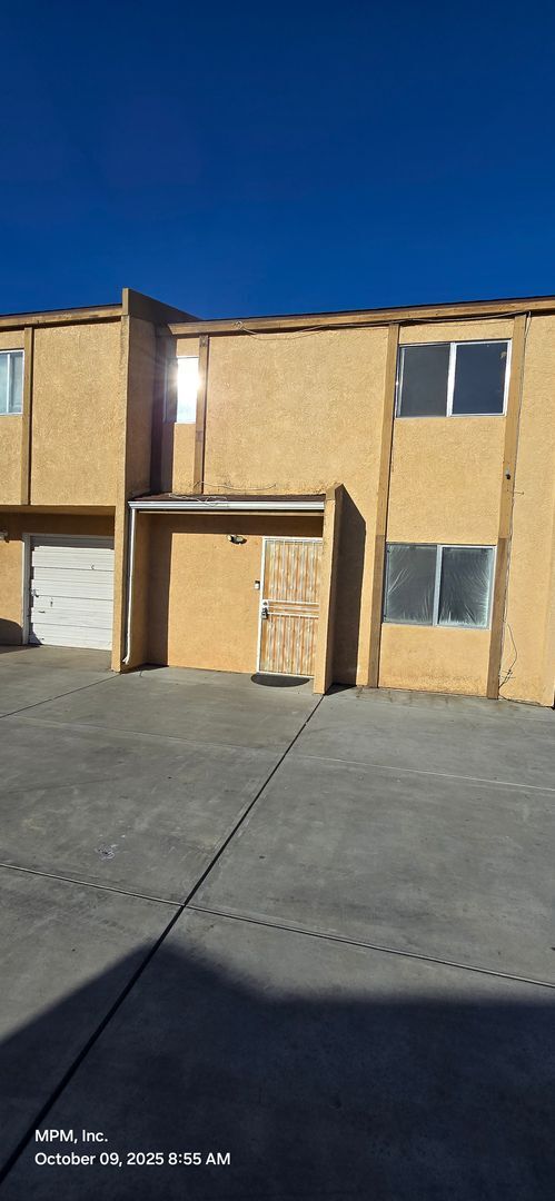 206 Myrtlewood Dr