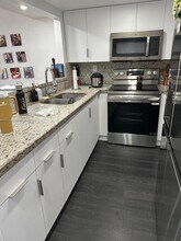11360 SW 1st St in Miami, FL - Building Photo - Building Photo