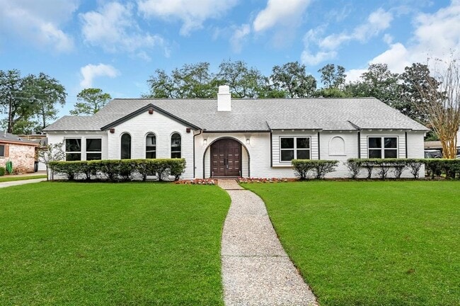 property at 5730 Old Lodge Dr