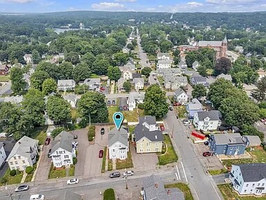 9 Leonard St in North Attleborough, MA - Foto de edificio - Building Photo