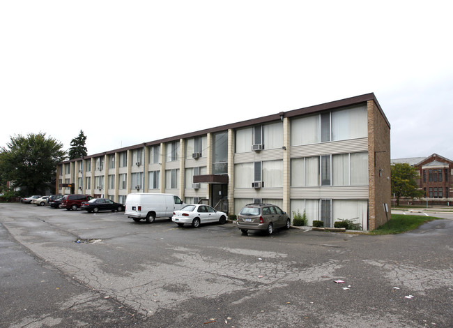 Tower Apartments in Ypsilanti, MI - Building Photo - Building Photo