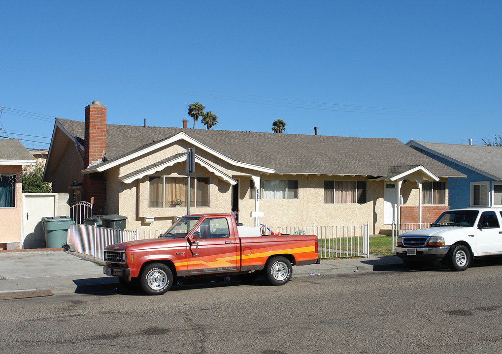 5414-5416 Roland Way in Oxnard, CA - Building Photo