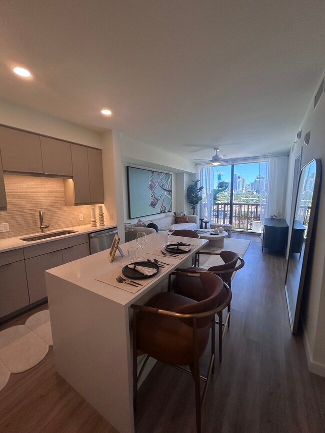 91 NW 26th St, Unit A32