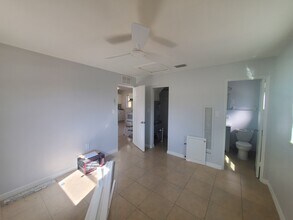 9319 91st Terrace in Seminole, FL - Building Photo - Building Photo