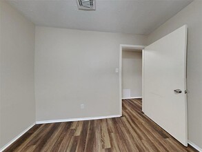 7218 Camino in Houston, TX - Building Photo - Building Photo