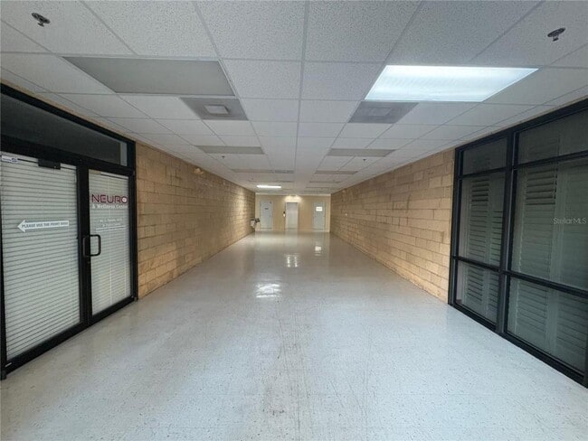 13250 N 56th St in Tampa, FL - Building Photo - Building Photo