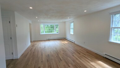 23 Allen St in Lexington, MA - Building Photo - Building Photo