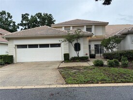 2450 Sweetwater Country Club Dr in Apopka, FL - Building Photo