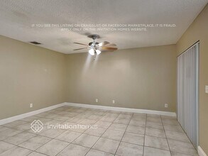 450 SW 182nd Way in Pembroke Pines, FL - Building Photo - Building Photo