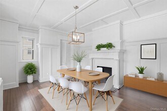 25 Midland Ave in White Plains, NY - Building Photo - Building Photo