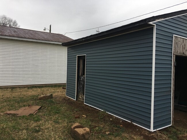 property at 735 Beechwood Ave