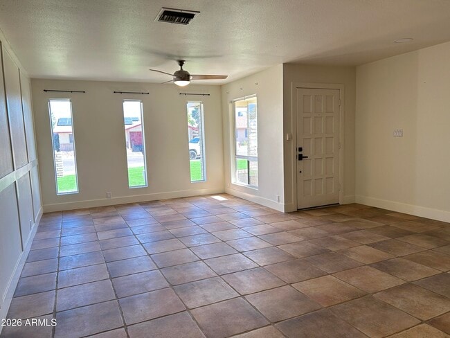 10410 N 37th Dr in Phoenix, AZ - Building Photo - Building Photo